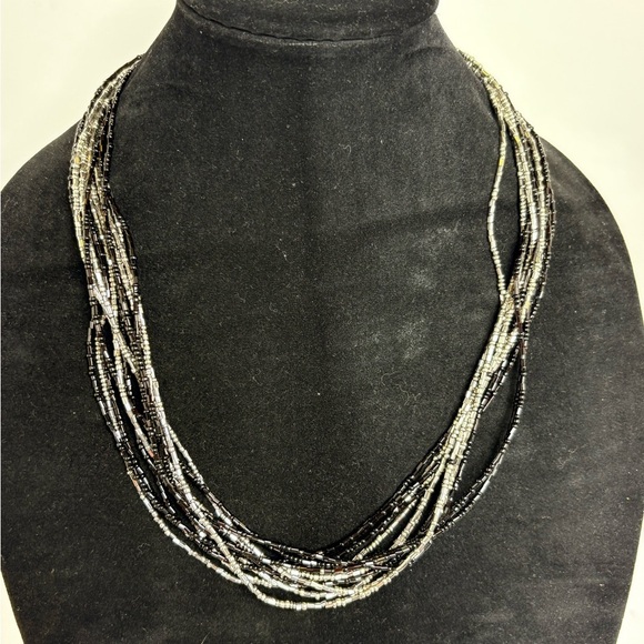 Elegant Multi-Strand Black and Silver Beaded Necklace - Picture 3 of 7